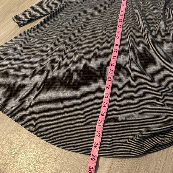 Rolla Coster grey striped 3/4 sleeve tunic size small - Picture 8 of 8